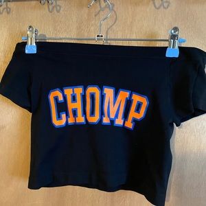 Off the shoulder Gator crop